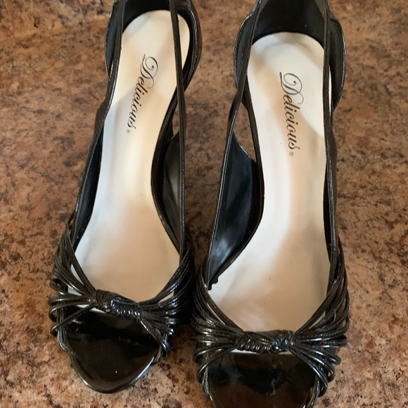 Heels - Picture 1 of 1